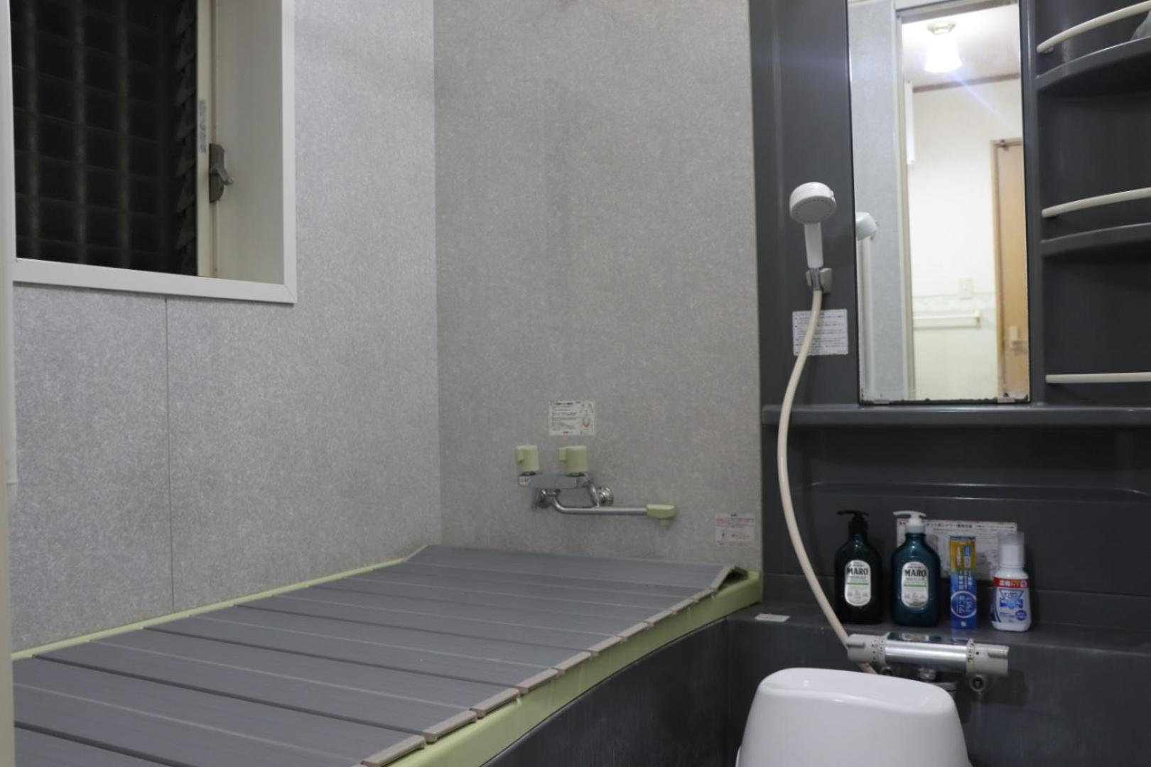 Niji Homestay Ōsaka Exterior foto